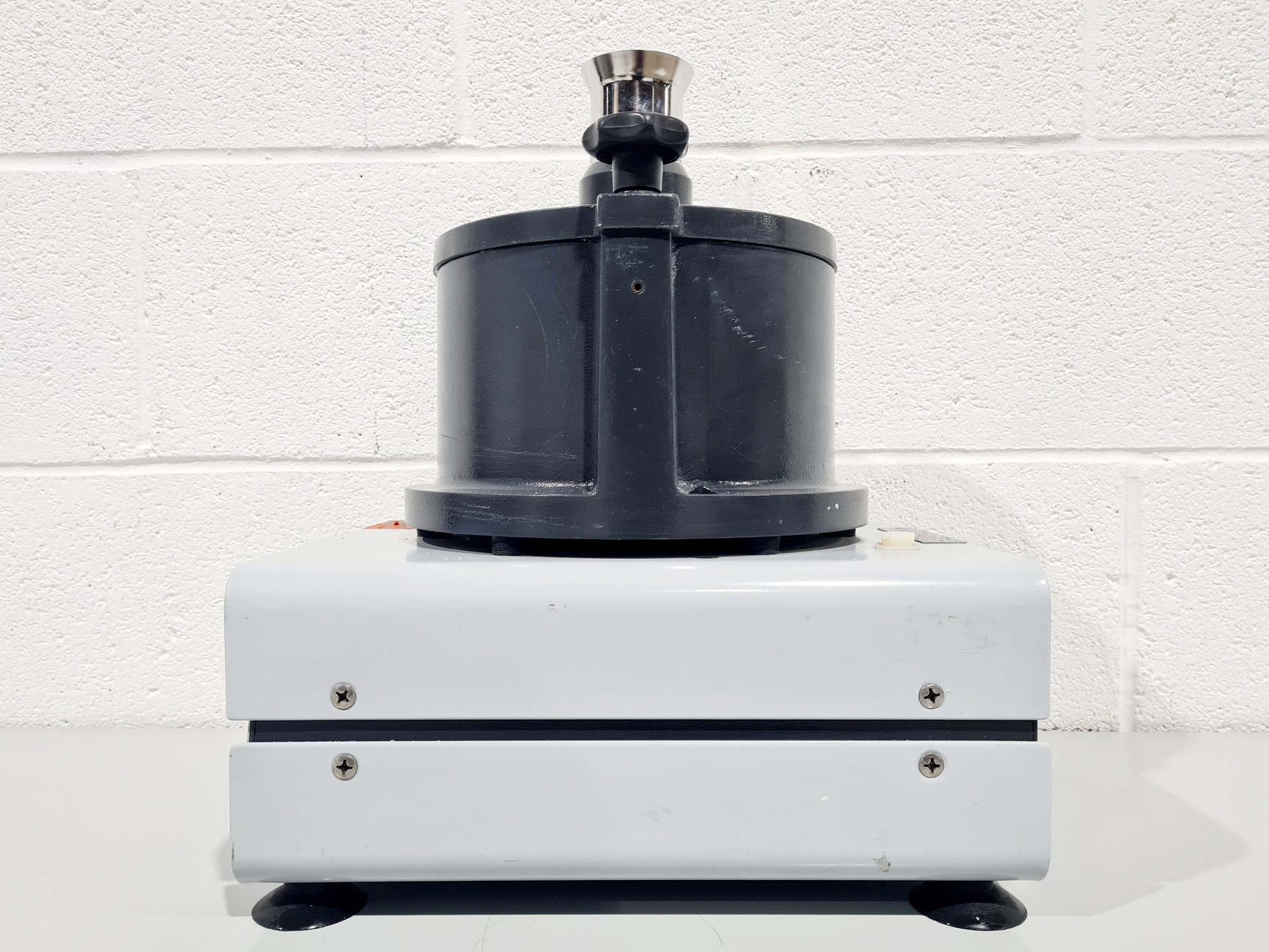 Image of Retsch Mill/Grinder Centrifugal Mill Model: ZM1 