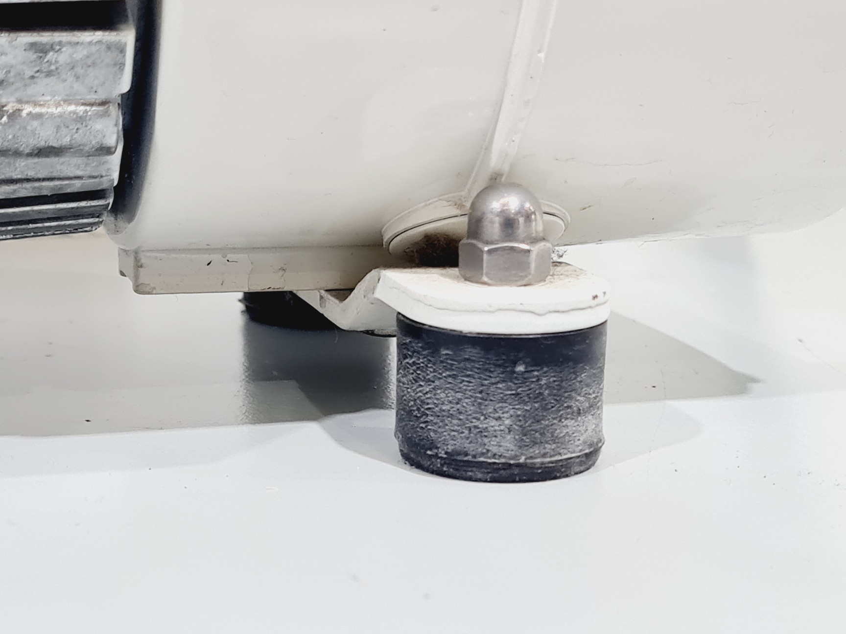 Image of KNF Portable Pump PME0438-035 Diaphragm Vacuum Pump