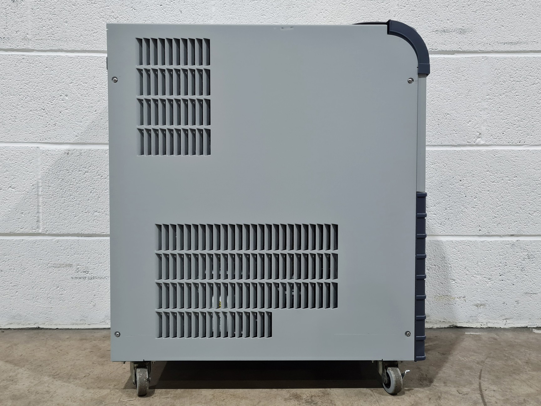 Image of Thermo Scientific Neslab ThermoFlex900 Recirculating Chiller Lab