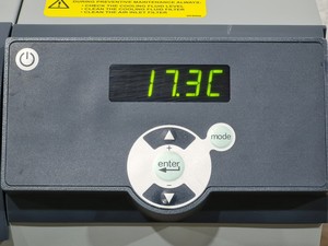 Thumbnail image of Thermo Scientific Neslab ThermoFlex900 Recirculating Chiller Lab