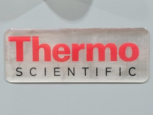 Thumbnail image of Thermo Scientific Neslab ThermoFlex900 Recirculating Chiller Lab