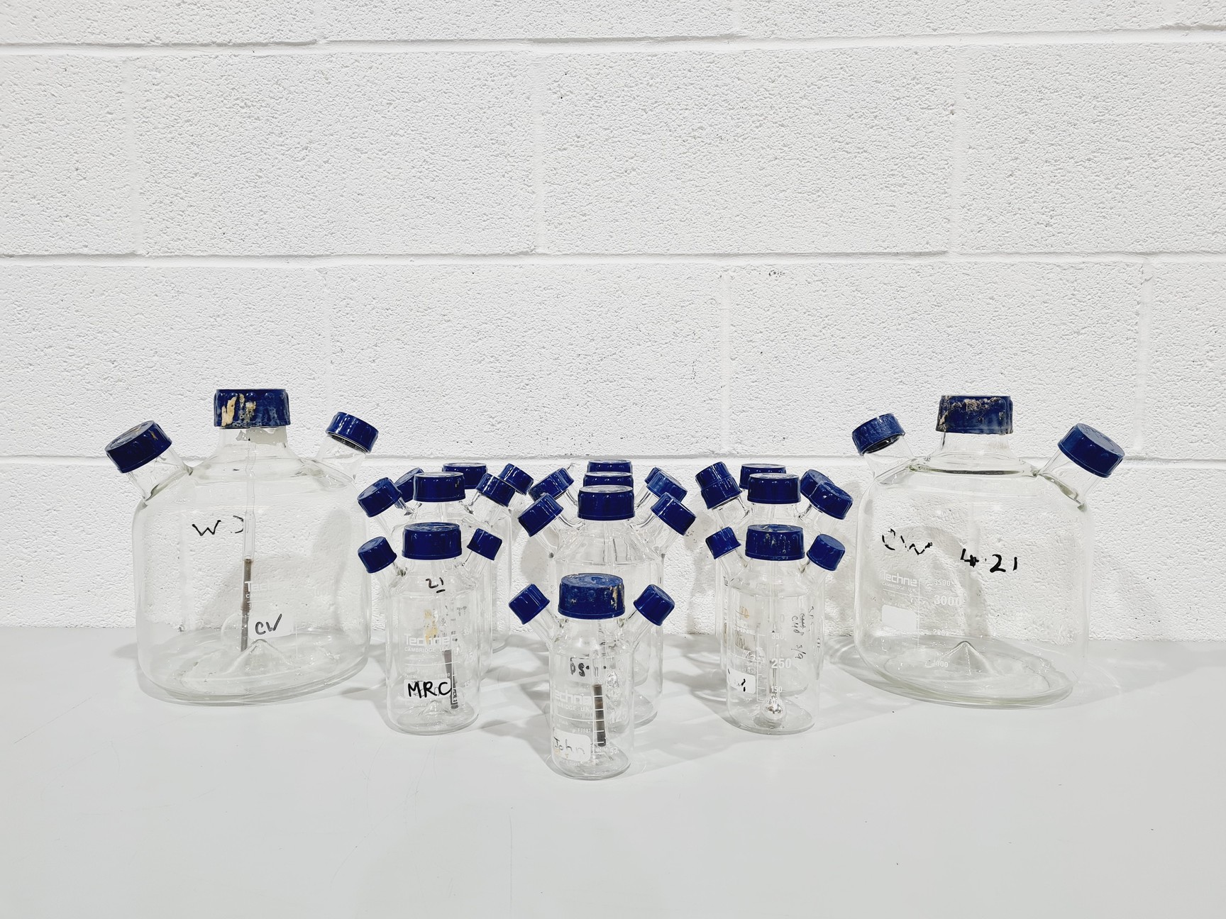 Image of Lot of 13 x Techne Lab Spinner Flasks for Magnetic Stirrer Various Sizes