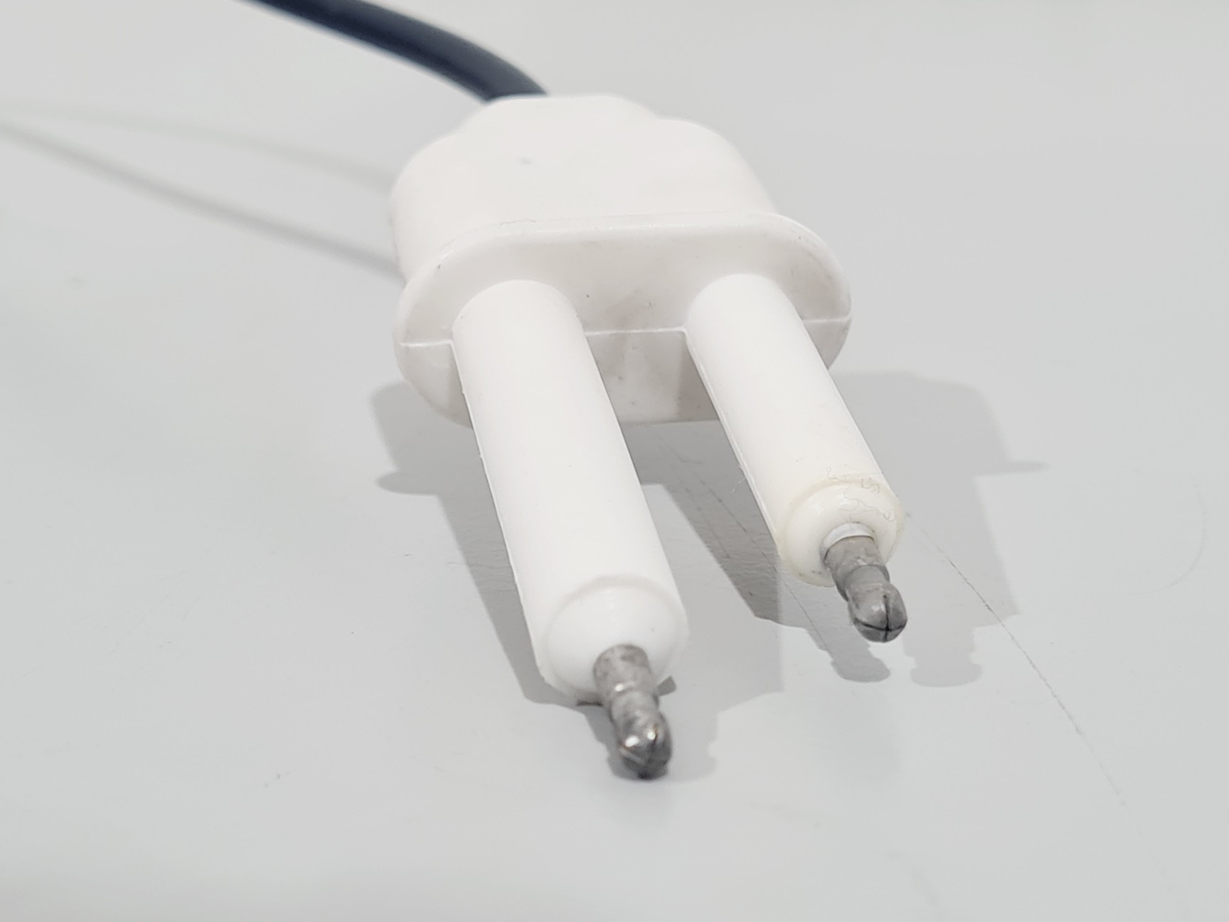 Image of JDS Uniphase Helium-Neon Gas Laser Head Model: 1135P with PSU