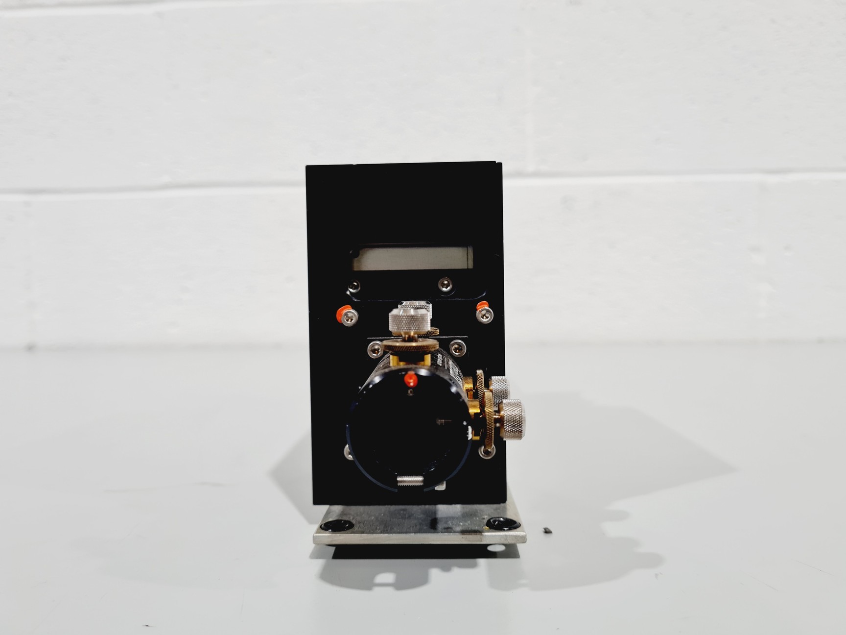 Image of LASOS Helium-Neon Gas Laser Model : LGK 7654-15 with kineFLEX Laser Head