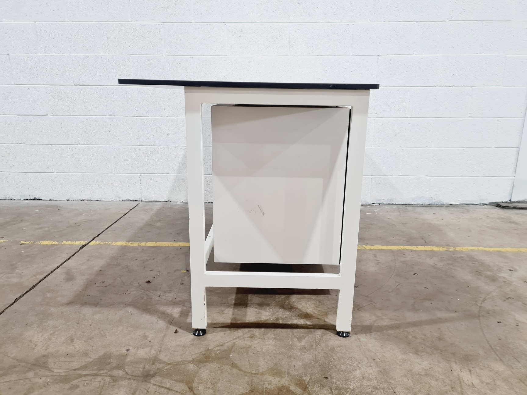Image of Trespa Table Workbench 180 x 80 x 90cm w/ 4 Centre Drawers Lab