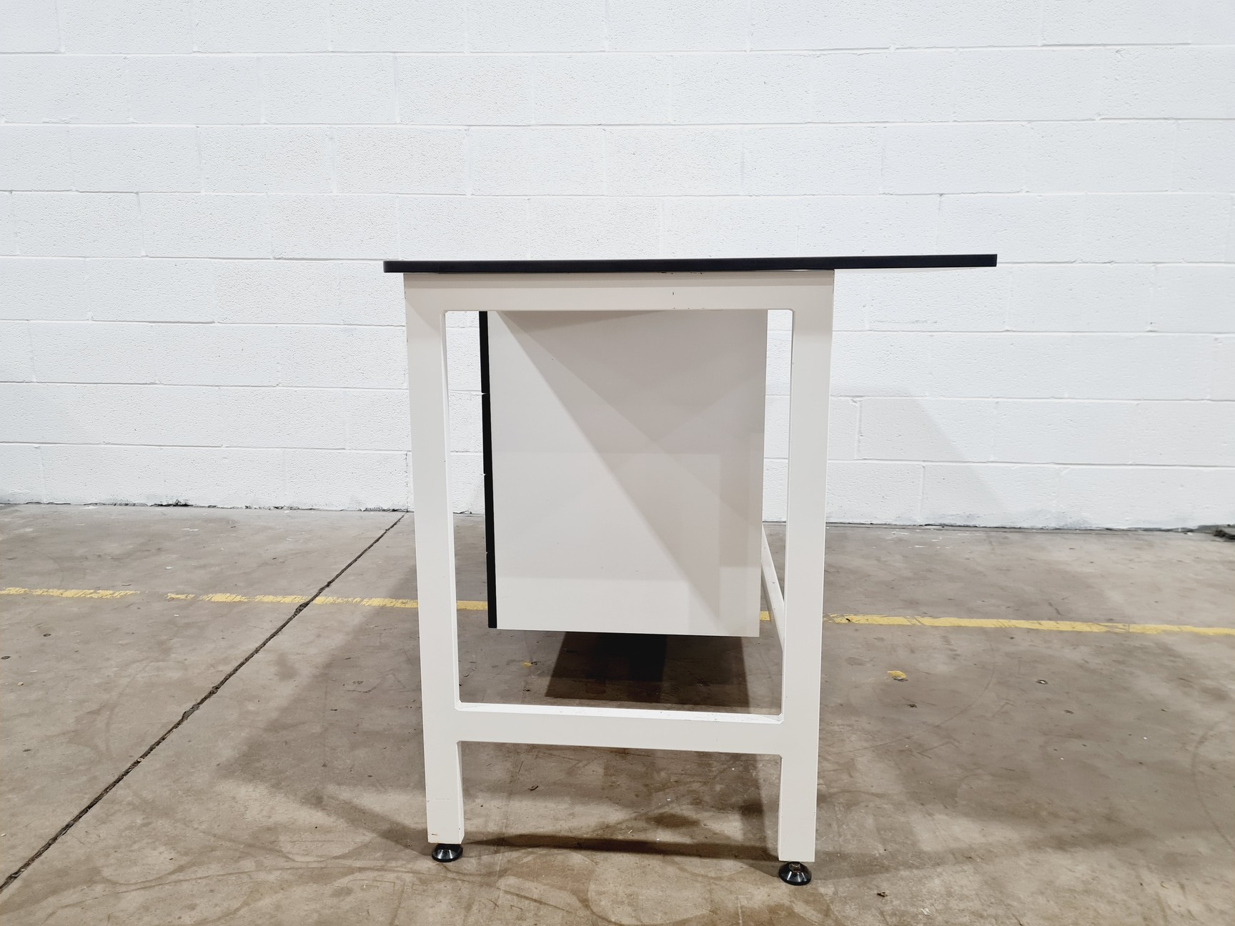Image of Trespa Table Workbench 180 x 80 x 90cm w/ 4 Centre Drawers Lab