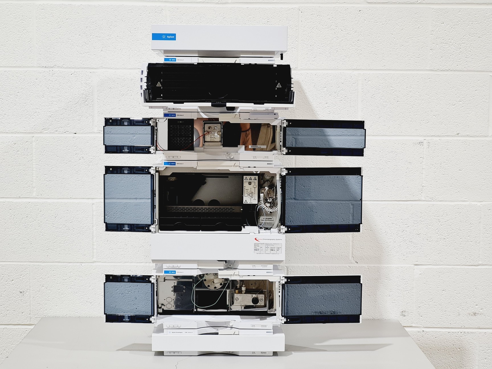 Image of Agilent 1260 Infinity II HPLC System G7129A, G7110B, G7116A, G7114A