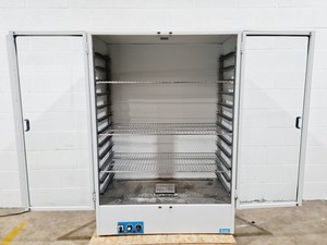 Thumbnail image of Genlab DC 1000 Drying Cabinet Lab
