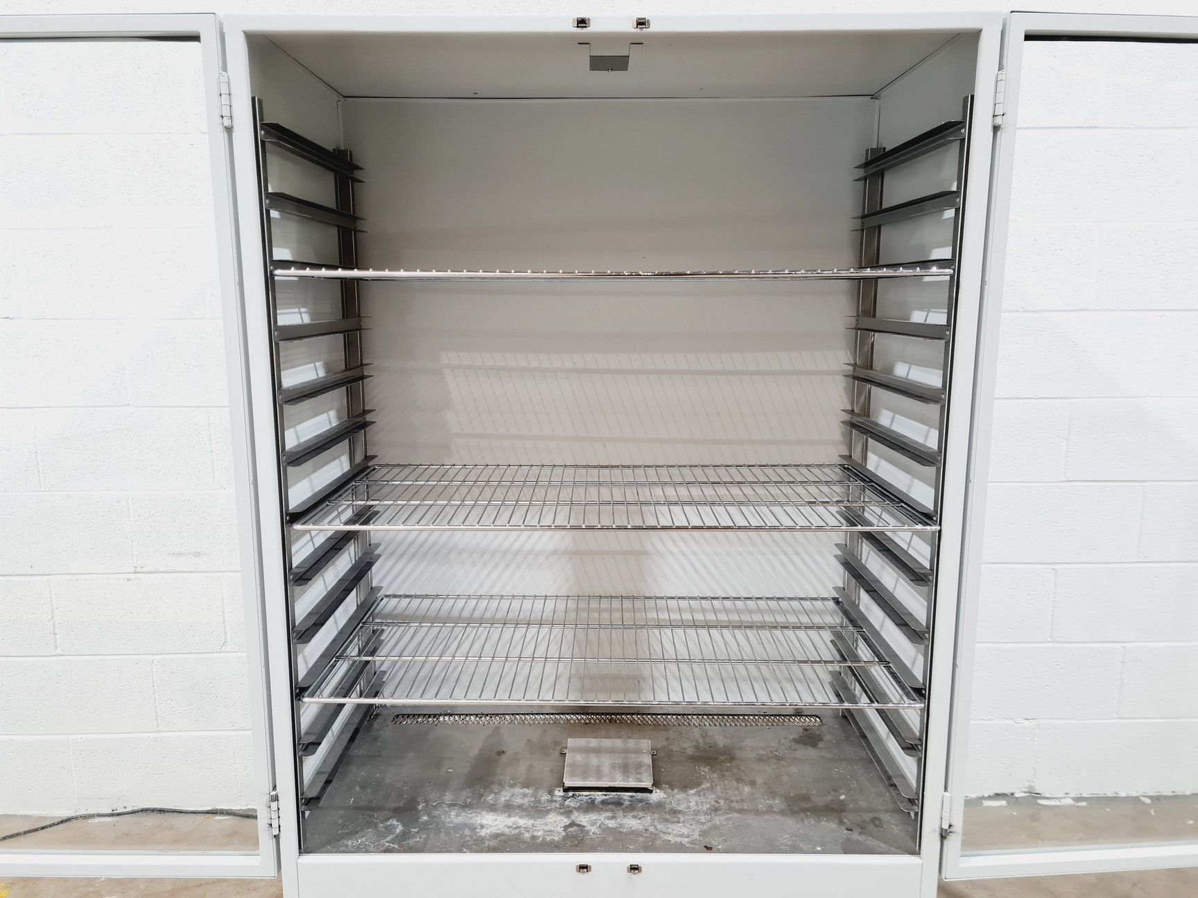 Image of Genlab DC 1000 Drying Cabinet Lab