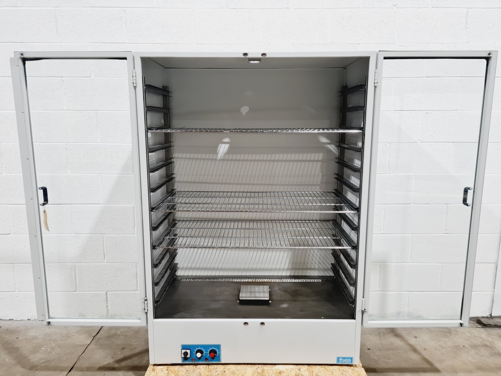 Image of Genlab DC 1000 Drying Cabinet Lab