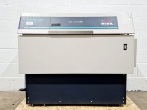 Image of New Brunswick Scientific Innova 4330 Shaking Incubator 
