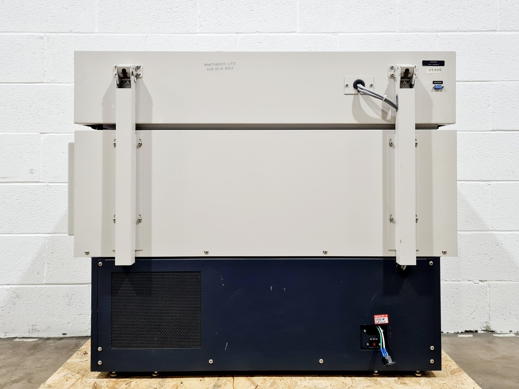 Image of New Brunswick Scientific Innova 4330 Shaking Incubator 