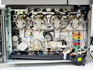 Thumbnail image of Waters ACQUITY Premier UPLC PDA System, FLR, PDA, Binary Solvent Chromatography 