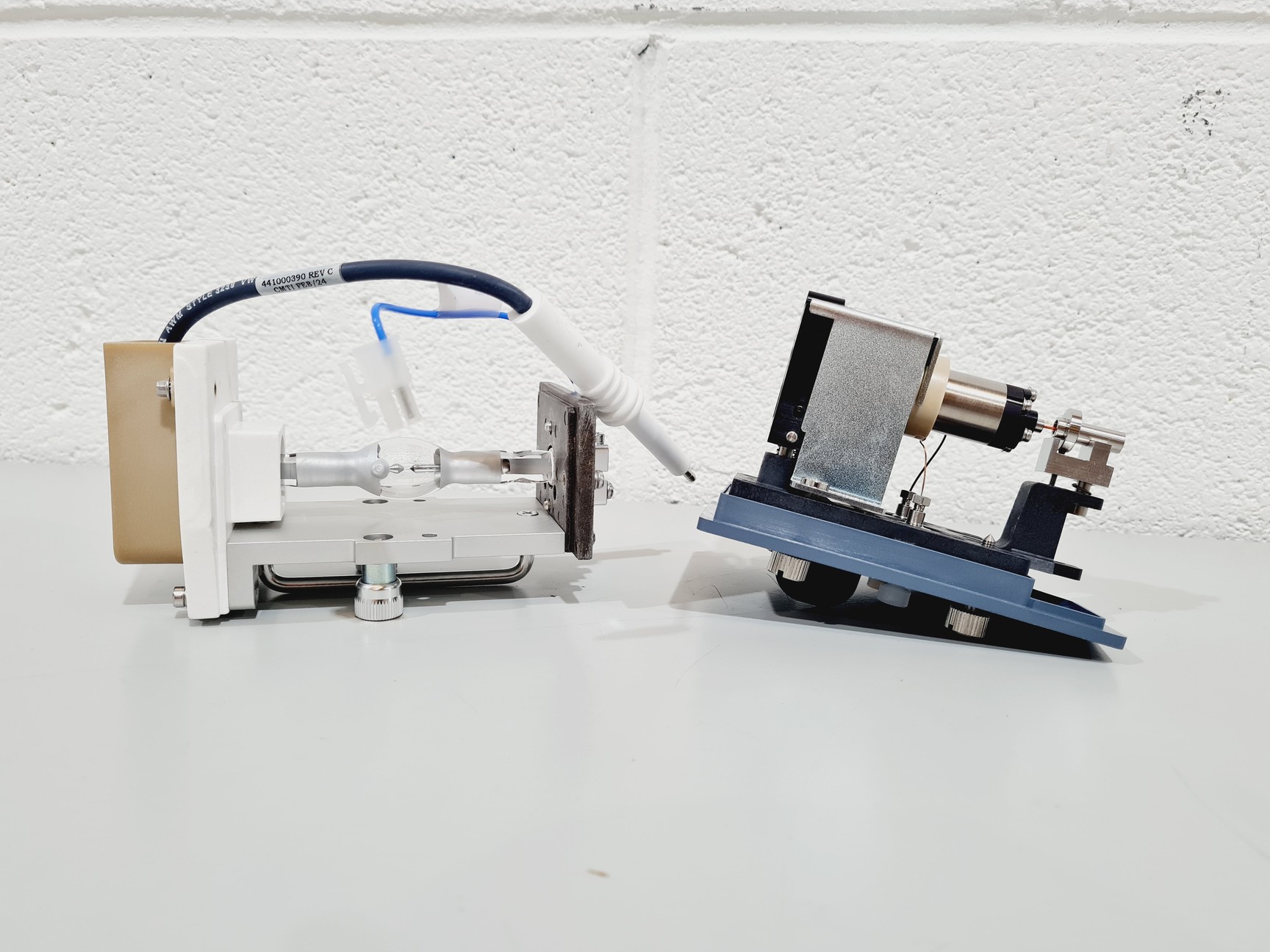 Image of Waters ACQUITY Premier UPLC PDA System, FLR, PDA, Binary Solvent Chromatography 