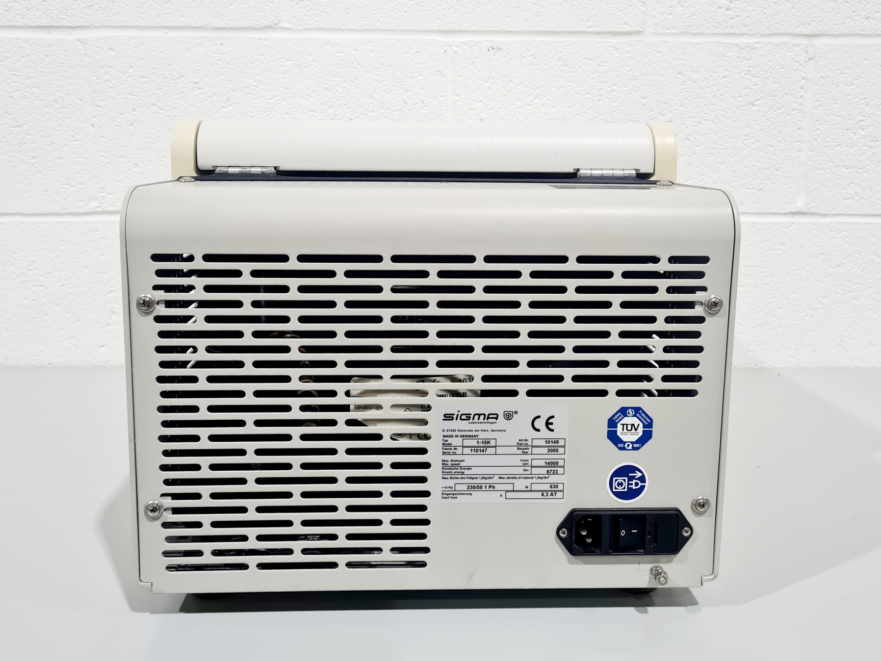 Image of Sigma SciQuip Refrigerated Centrifuge - 1-15K w/ Sigma 12024-H Rotor Lab