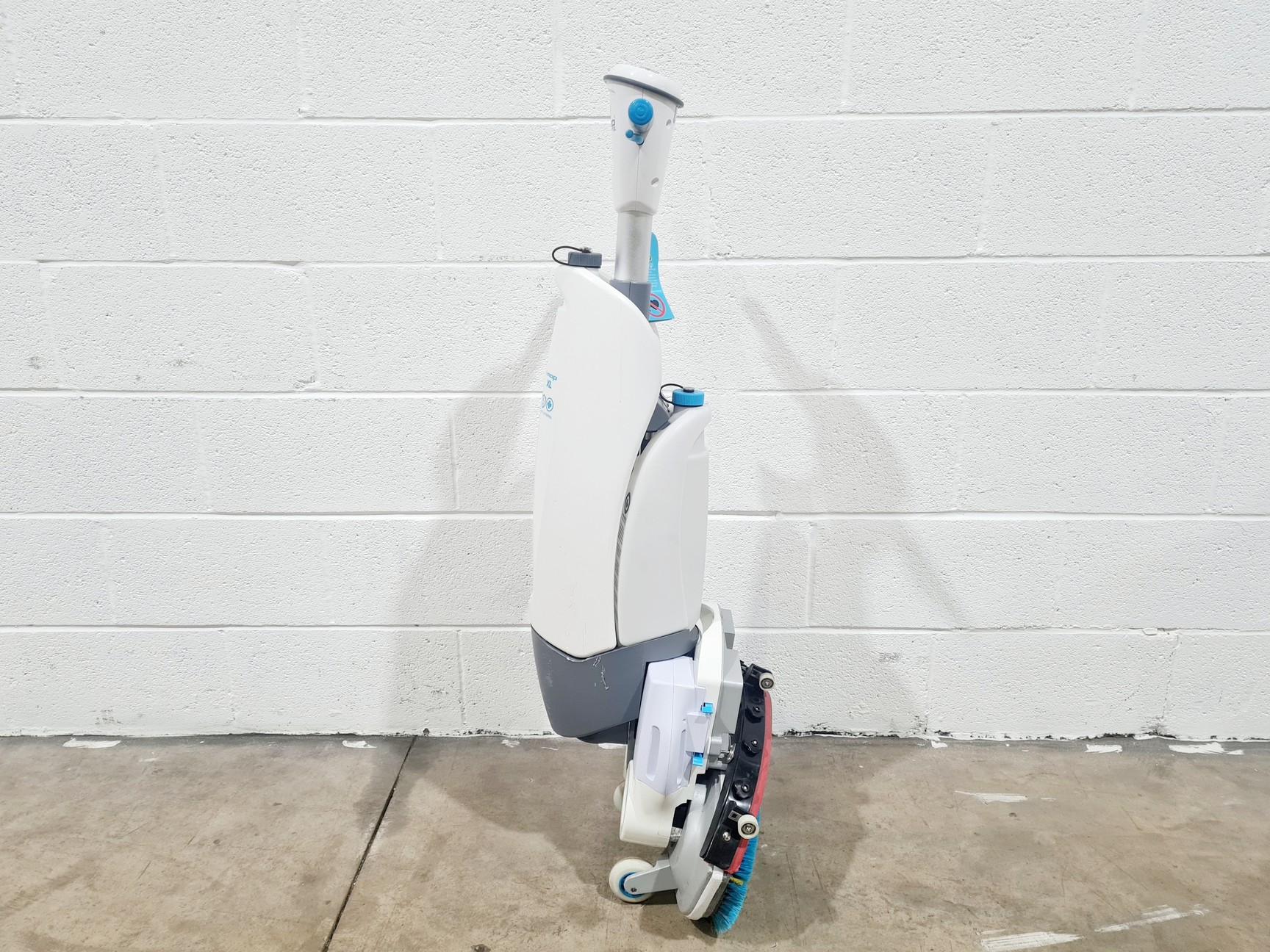 Image of  iMOP XL Floor Scrubber Machine - K.1.IMOPXLN.FCT.7