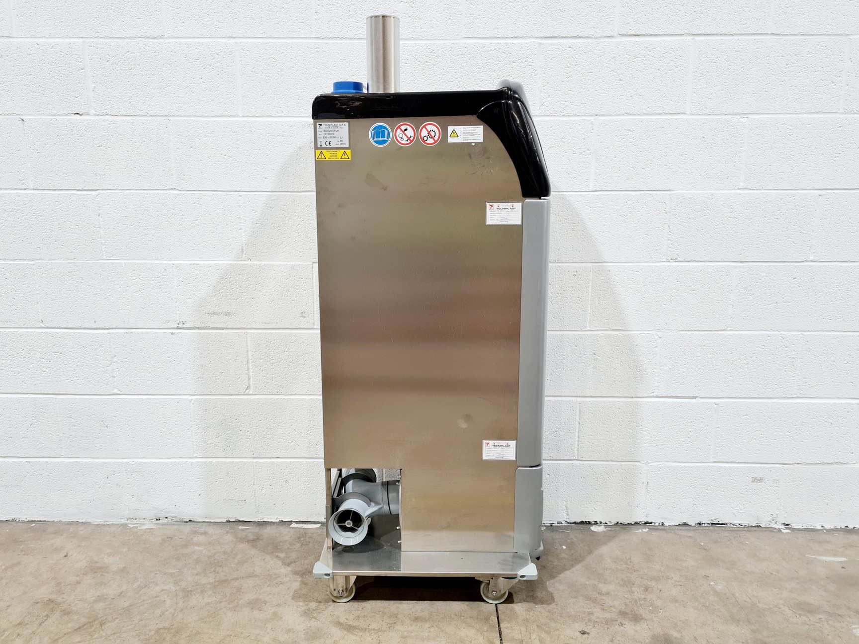 Image of Techniplast - BOXUNEFUK with 2 x Individually Ventilated Cage Rack