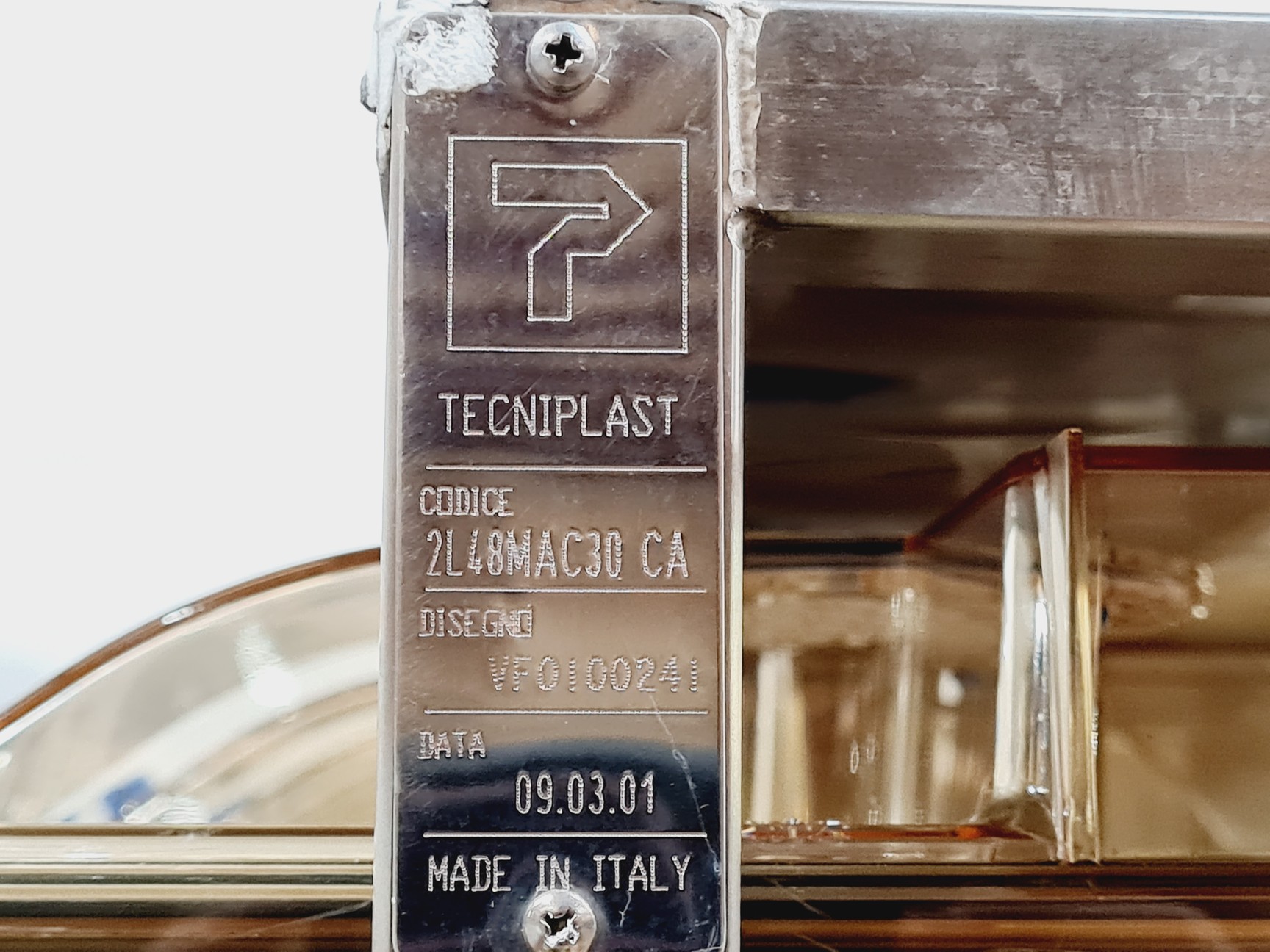 Image of Techniplast - BOXUNEFUK with 2 x Individually Ventilated Cage Rack
