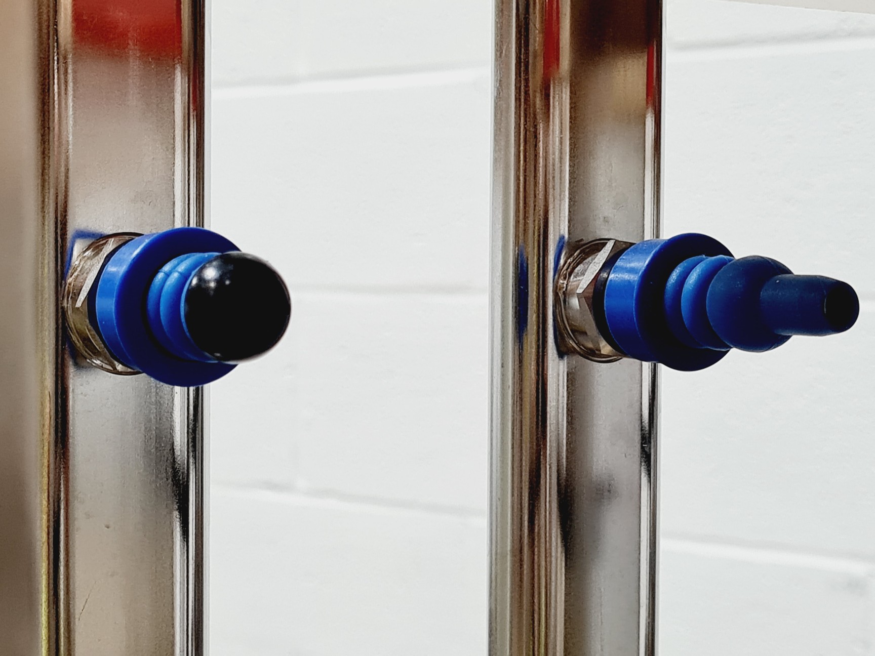 Image of Techniplast - BOXUNEFUK with 2 x Individually Ventilated Cage Rack