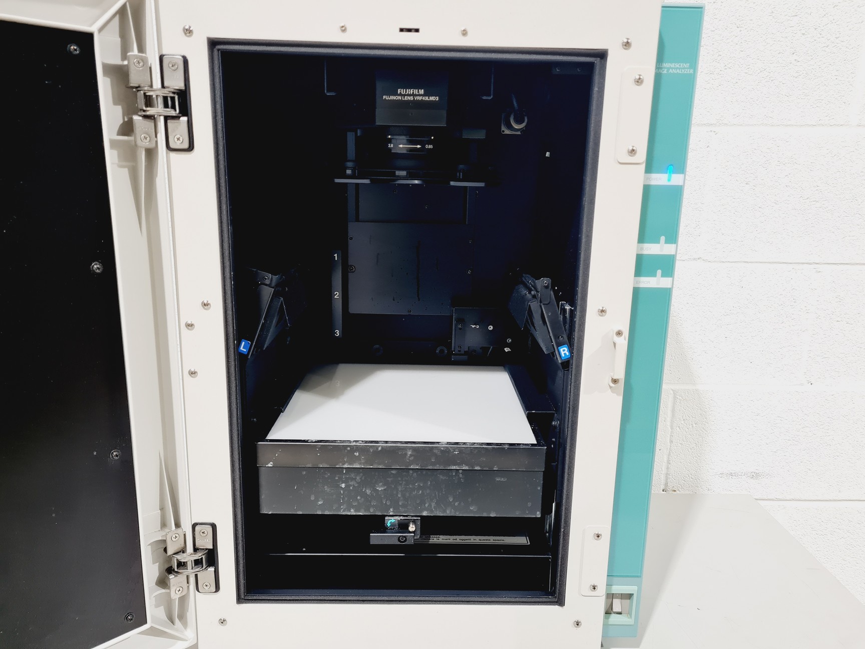 Image of FujiFilm LAS-4000 Gel Imaging System Lab