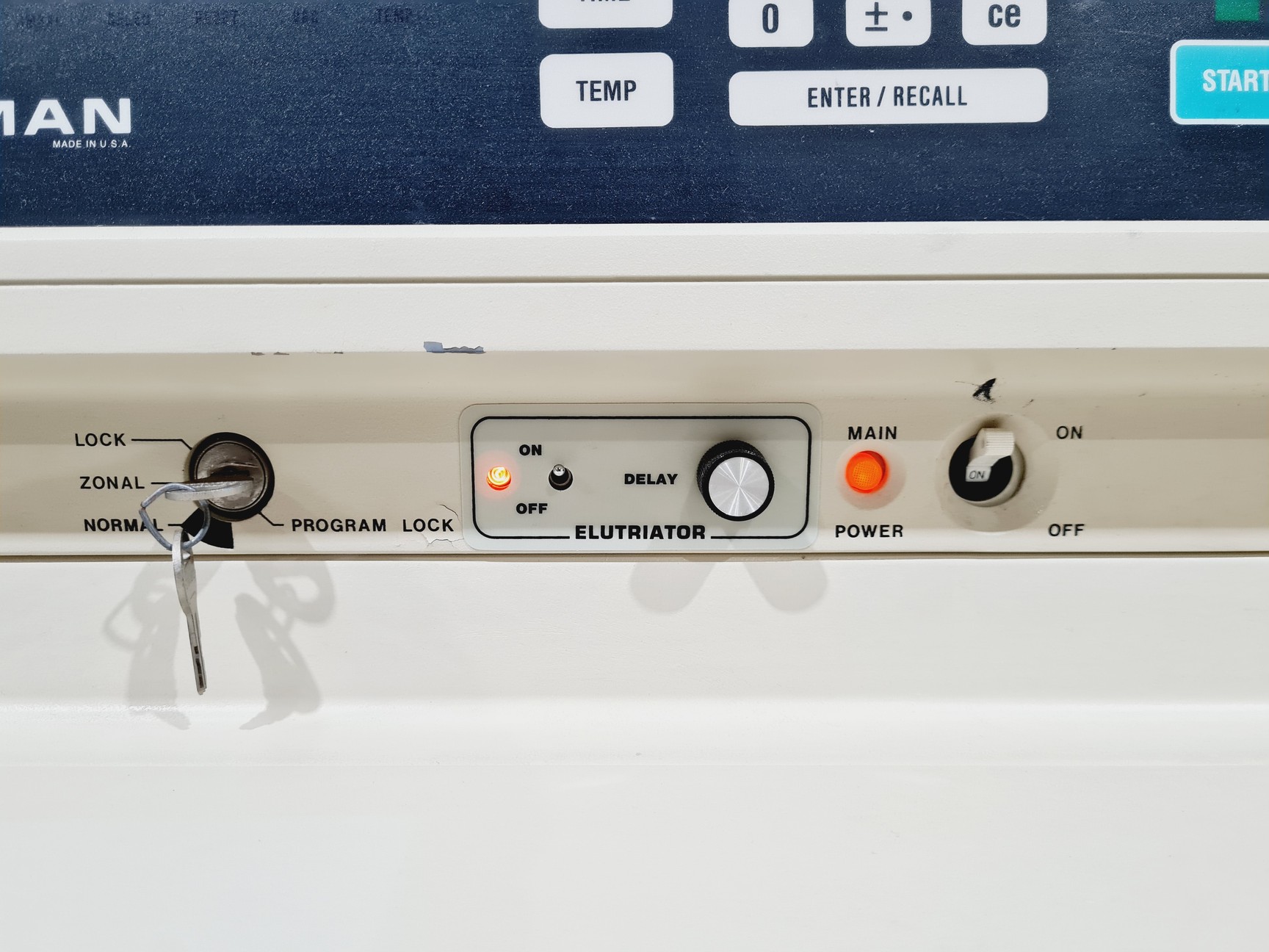 Image of Beckman J-6M/E Centrifuge with JE-5.0 Elutriator Rotor & Strobe Light