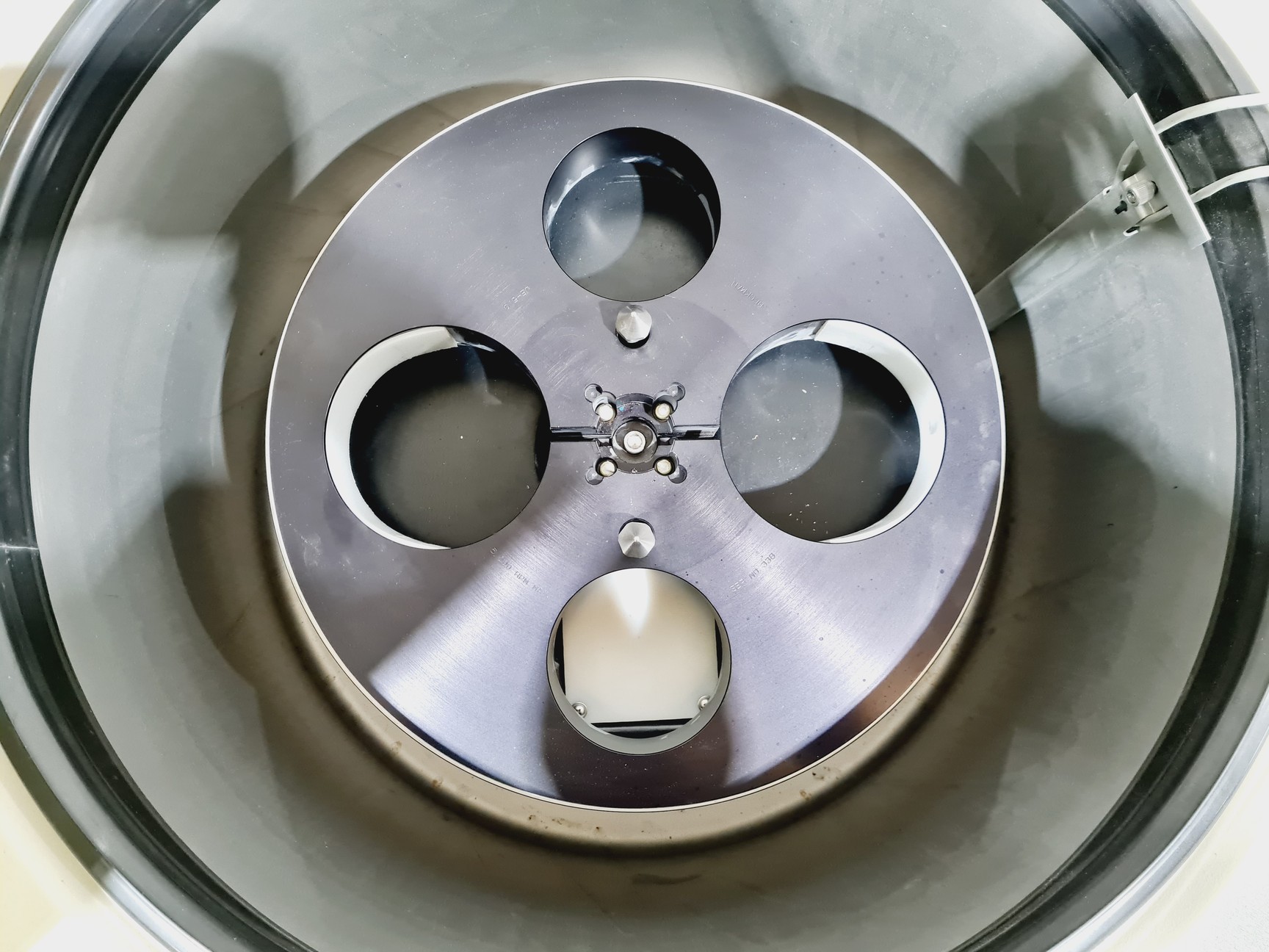 Image of Beckman J-6M/E Centrifuge with JE-5.0 Elutriator Rotor & Strobe Light