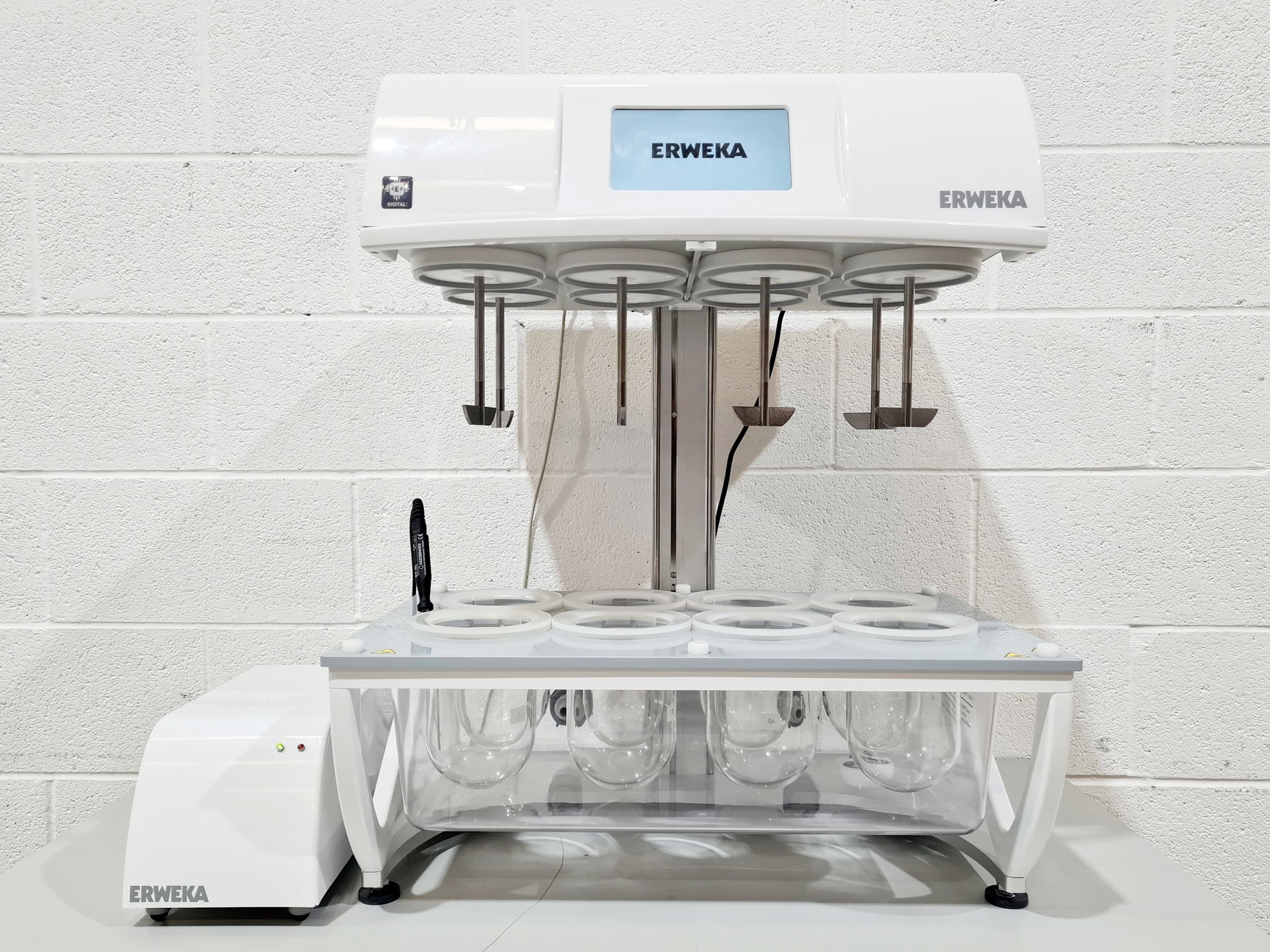 Image of Erweka DT 956 Dissolution System with Erweka DH 1520 Lab