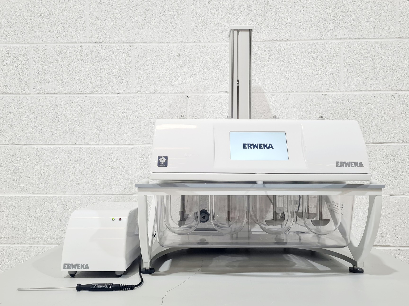 Image of Erweka DT 956 Dissolution System with Erweka DH 1520 Lab