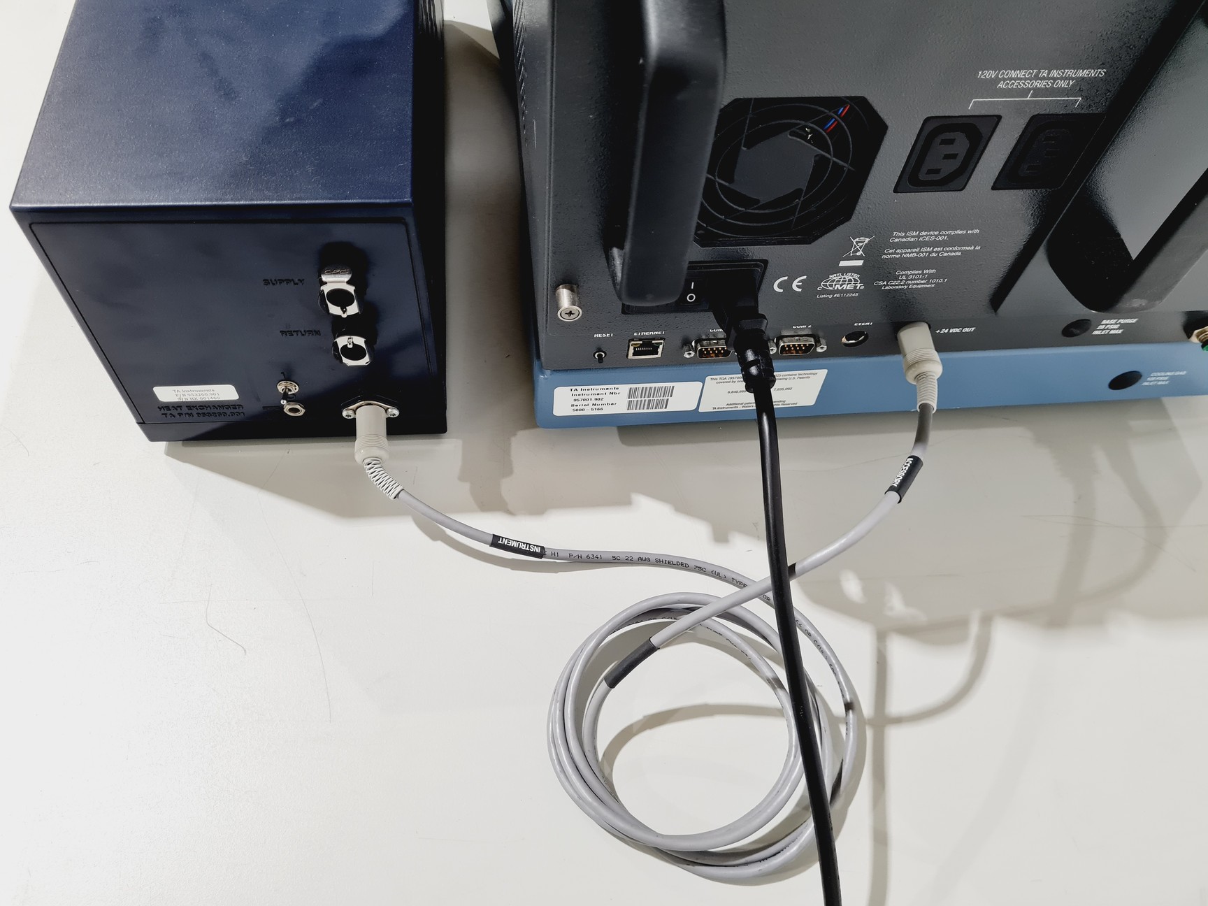 Image of TA Instruments Q5000 SA Dynamic Vapor Sorption (DVS) analyzer