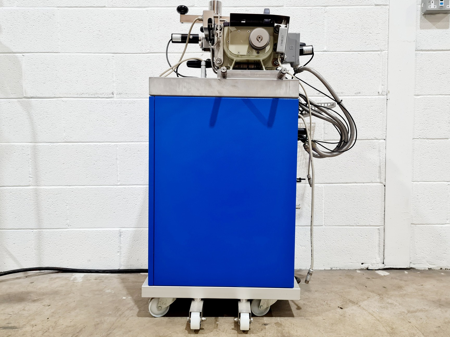 Image of Brabender Universal Docking Station 670237.001 & Brabender Measuring Mixer 350E