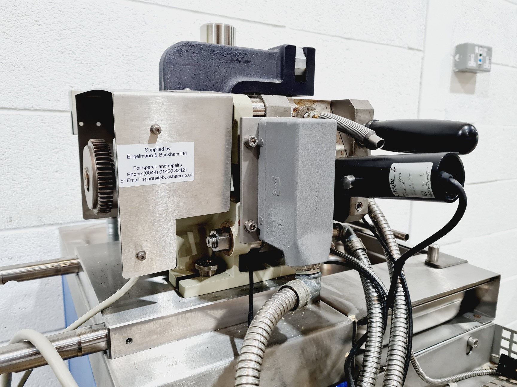 Image of Brabender Universal Docking Station 670237.001 & Brabender Measuring Mixer 350E
