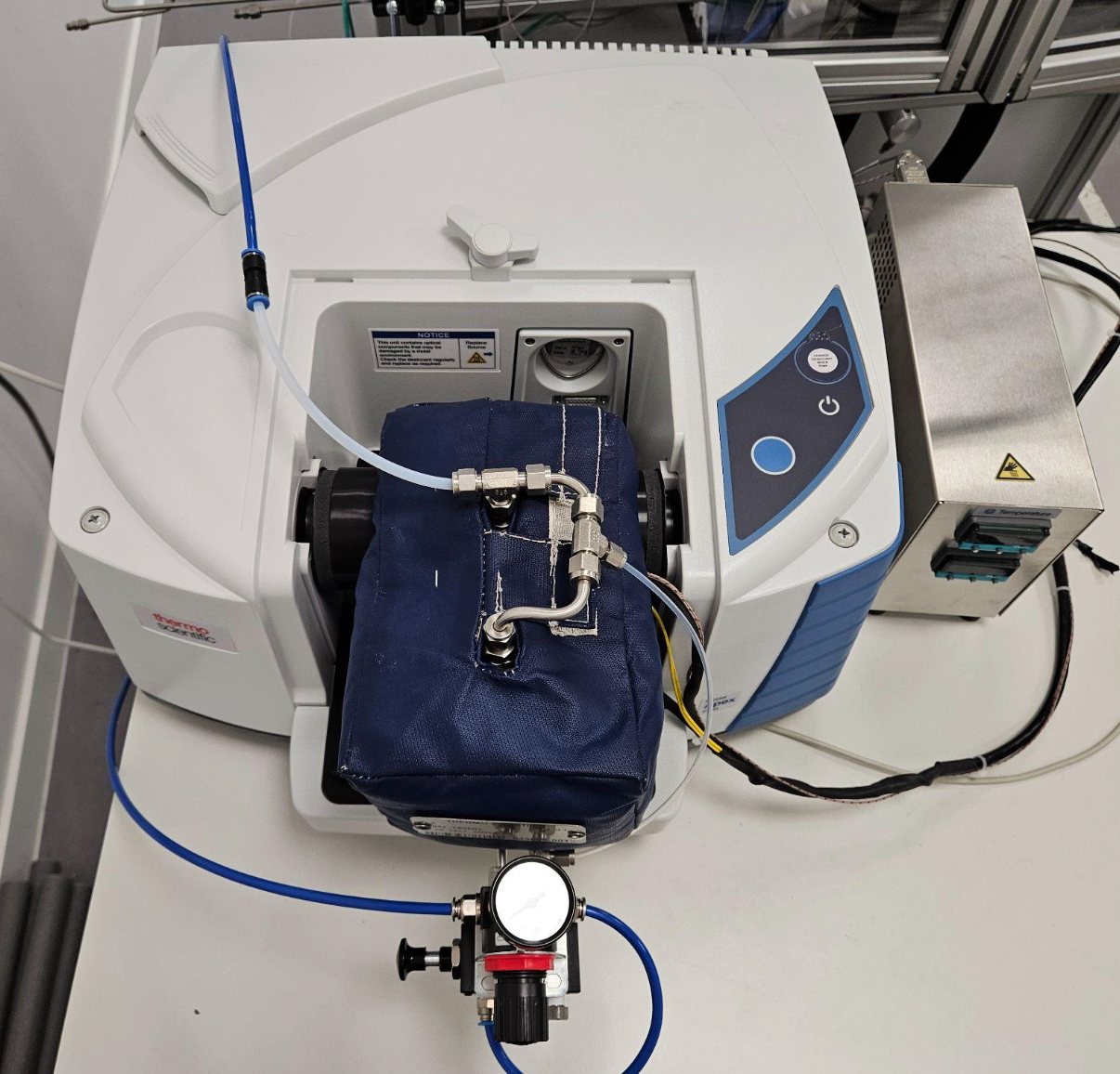 Image of Thermo Fisher Scientific Nicolet iS20 Mid-Infrared FT-IR Spectrometer
