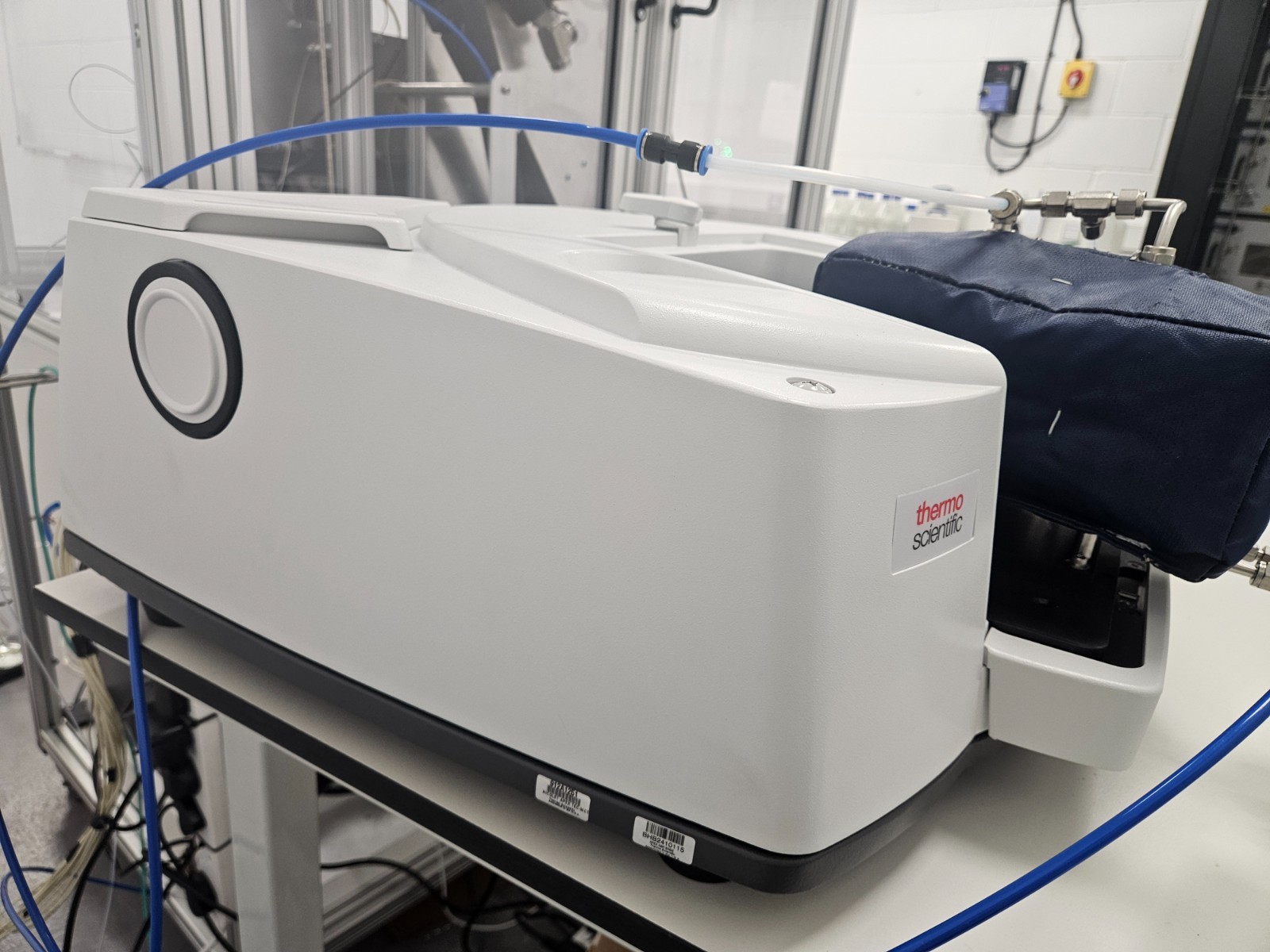 Image of Thermo Fisher Scientific Nicolet iS20 Mid-Infrared FT-IR Spectrometer