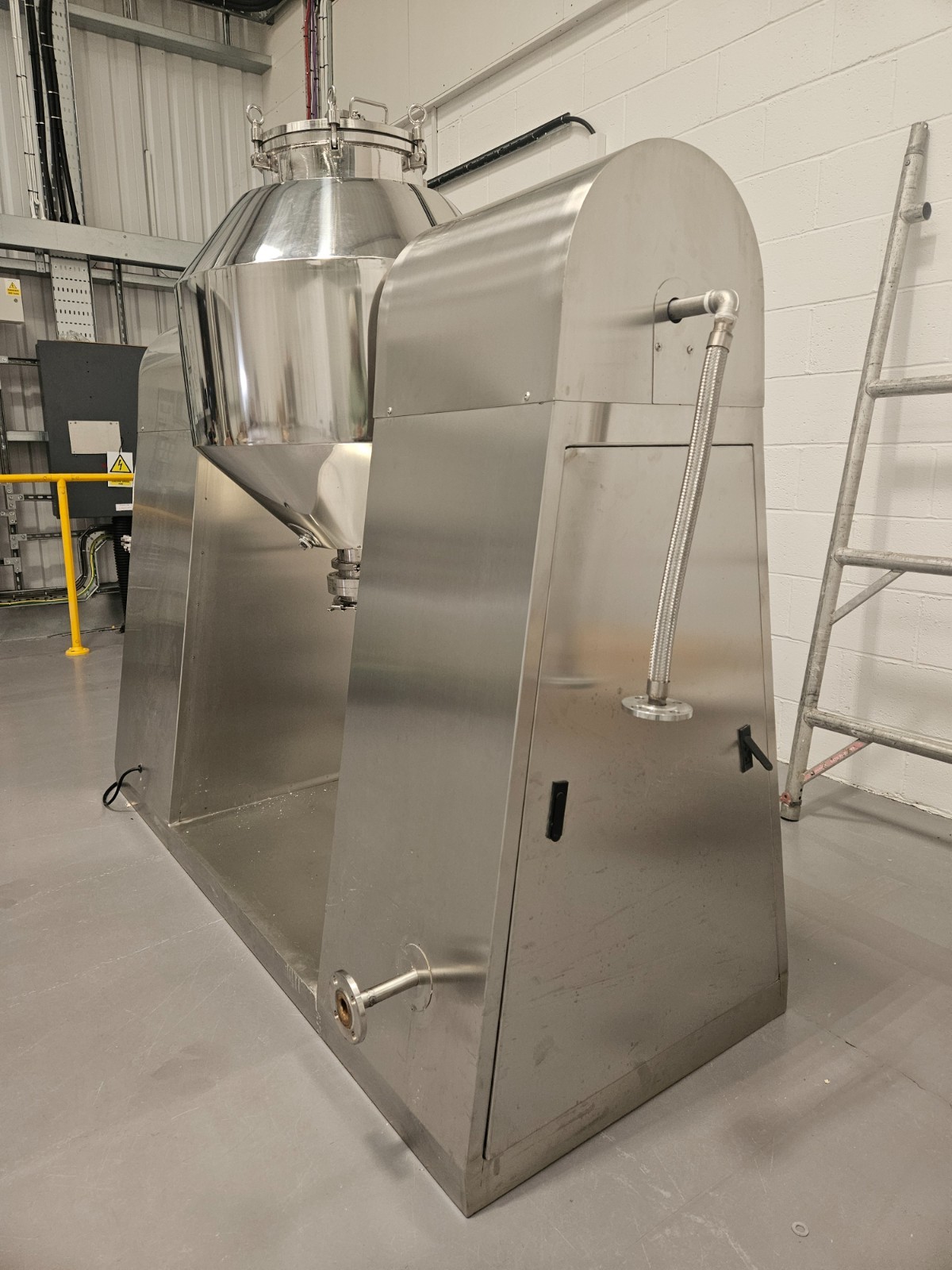 Image of SZG Hywell Rotary Double-Cone Vacuum Dryer – SZG-100