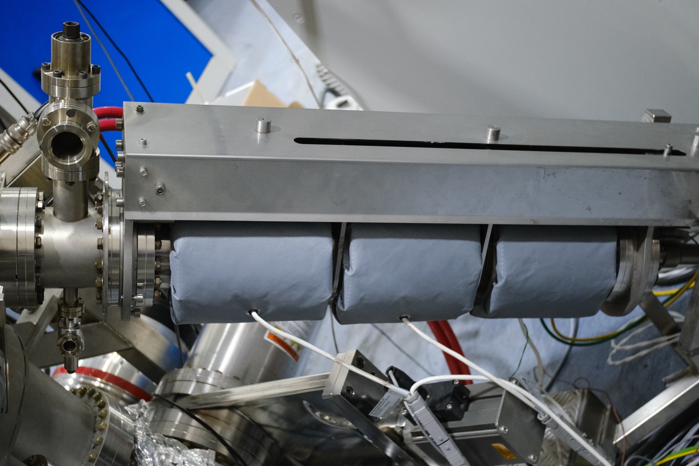 Image of DCA Instruments UHV Cluster Tool / MBE Growth, Linear Sputtering, Pre-Clean 