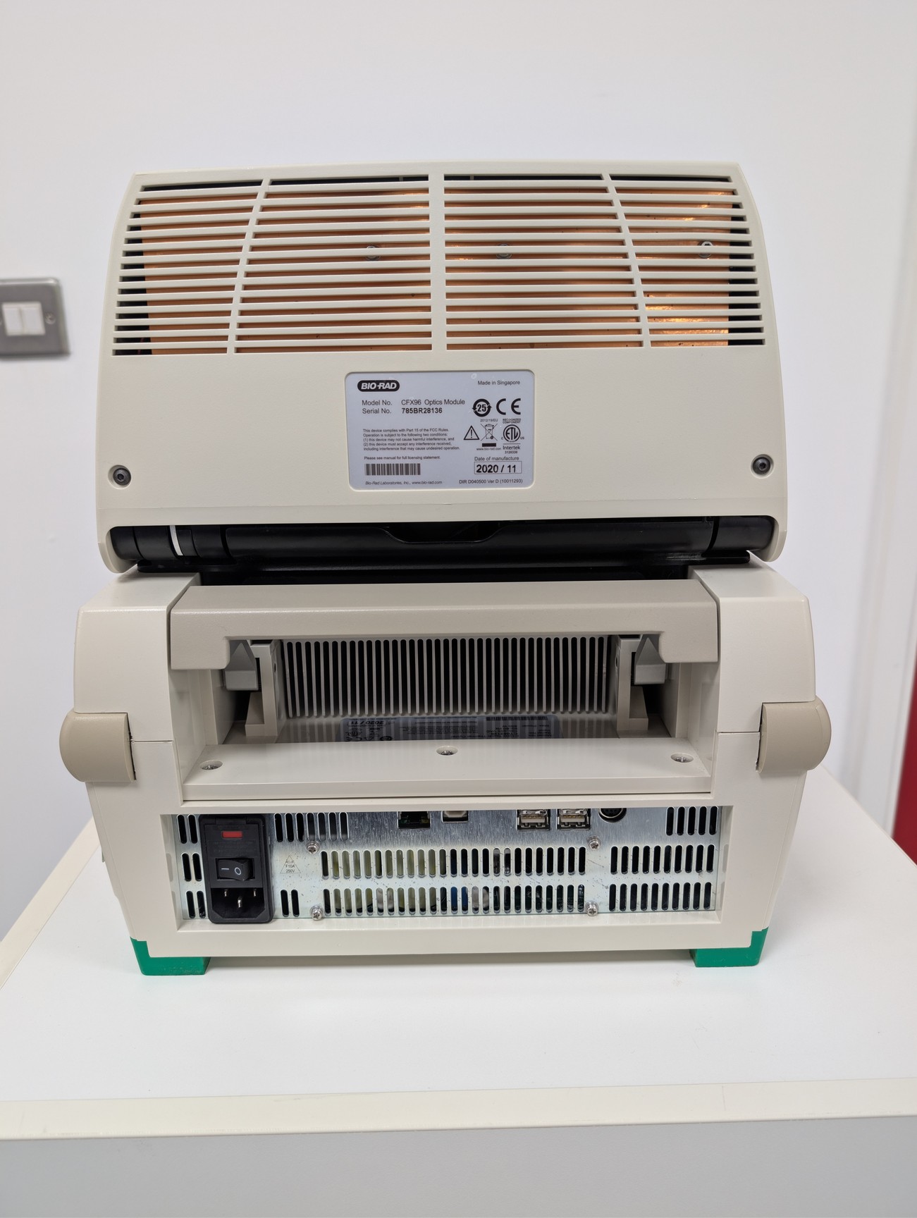 Image of Bio-Rad C1000 Touch CFX96 Real-Time PCR Thermal Cyclers Lab