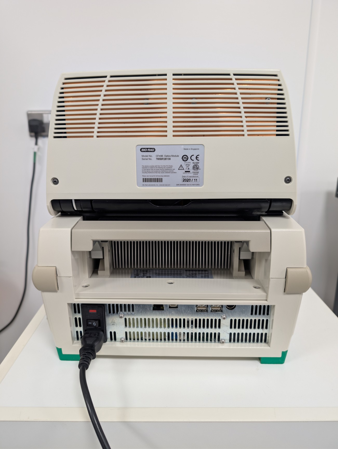 Image of Bio-Rad C1000 Touch CFX96 Real-Time PCR Thermal Cyclers Lab