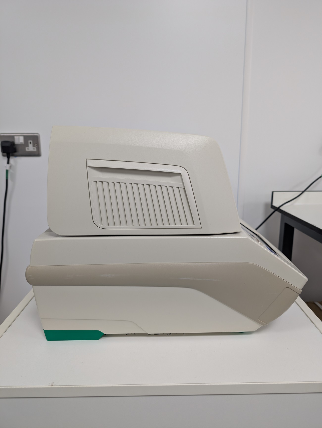 Image of Bio-Rad C1000 Touch CFX96 Real-Time PCR Thermal Cyclers Lab