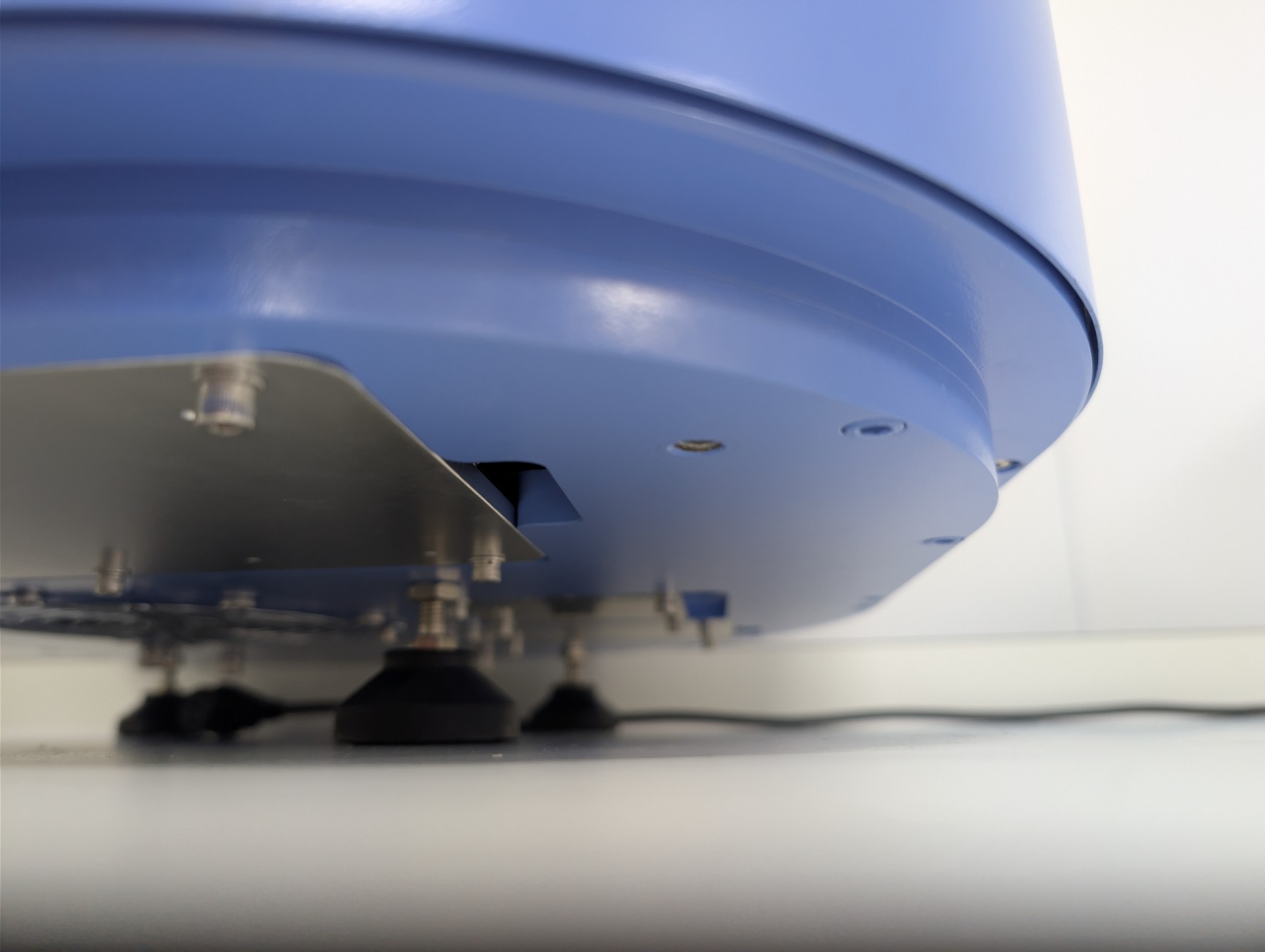 Image of Molgen PurePrep 96 Nucleic Acid Extraction System with Original Hard Case
