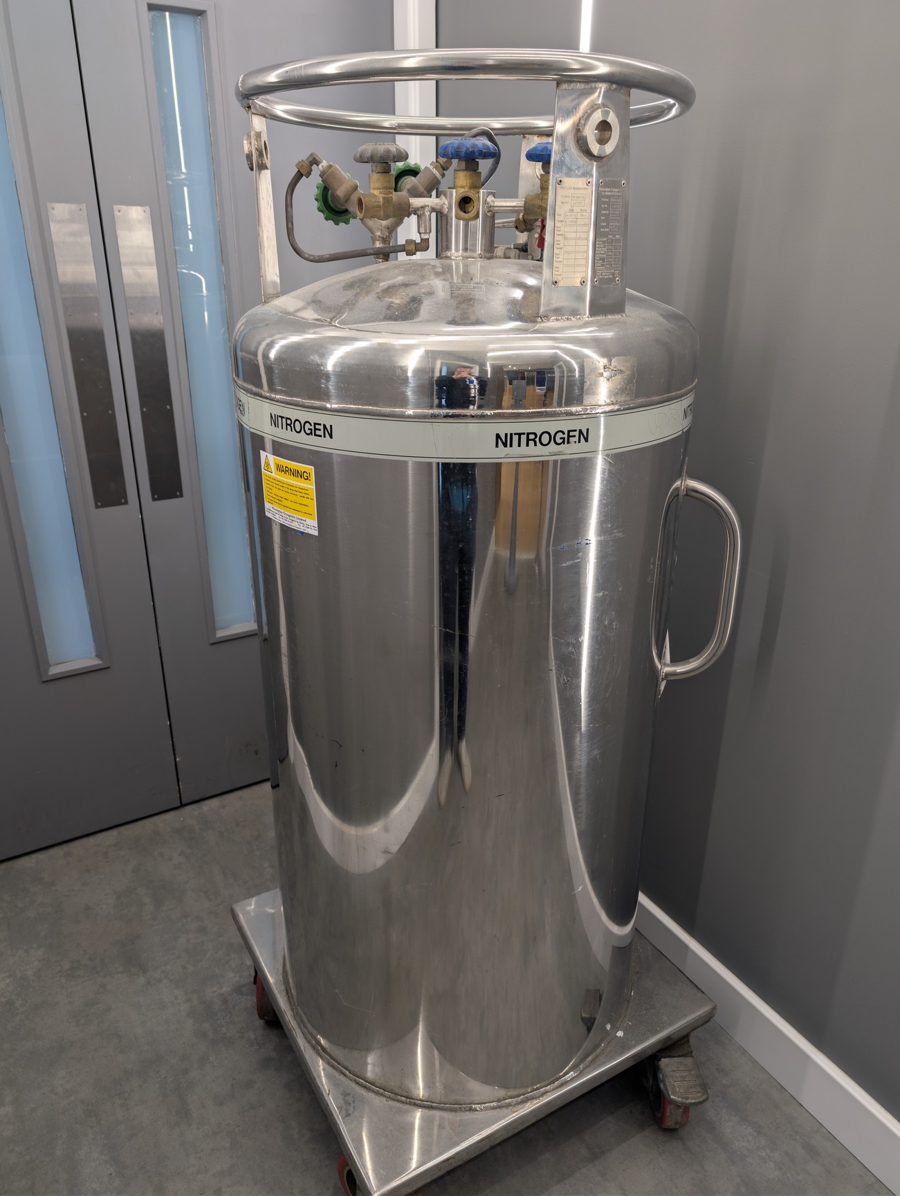 Image of Wessington Cryogenics TPV200HD Pressurised Liquid Nitrogen Tank 2013 