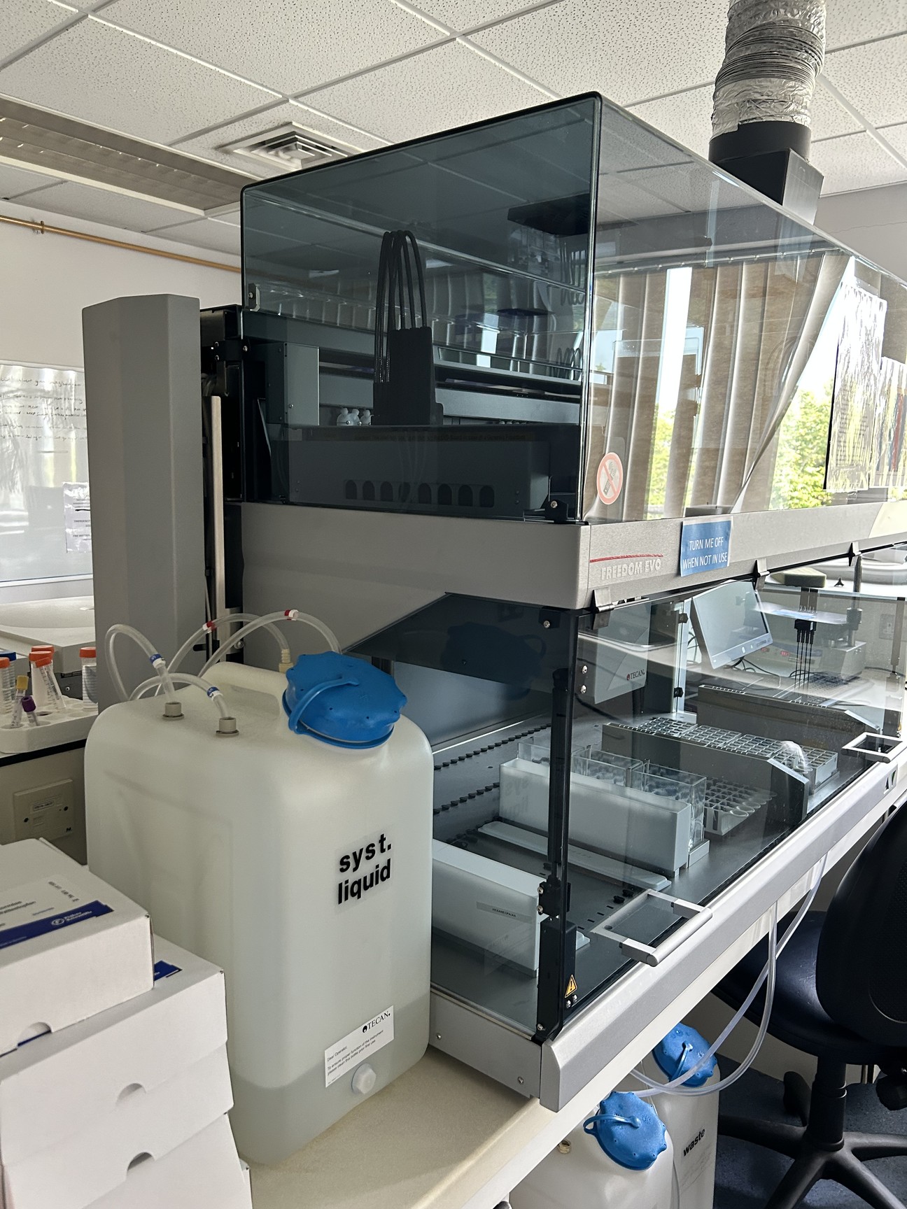Image of Tecan FREEDOM EVO-2 150 Base Liquid Handling Robot with Fixed Tip System