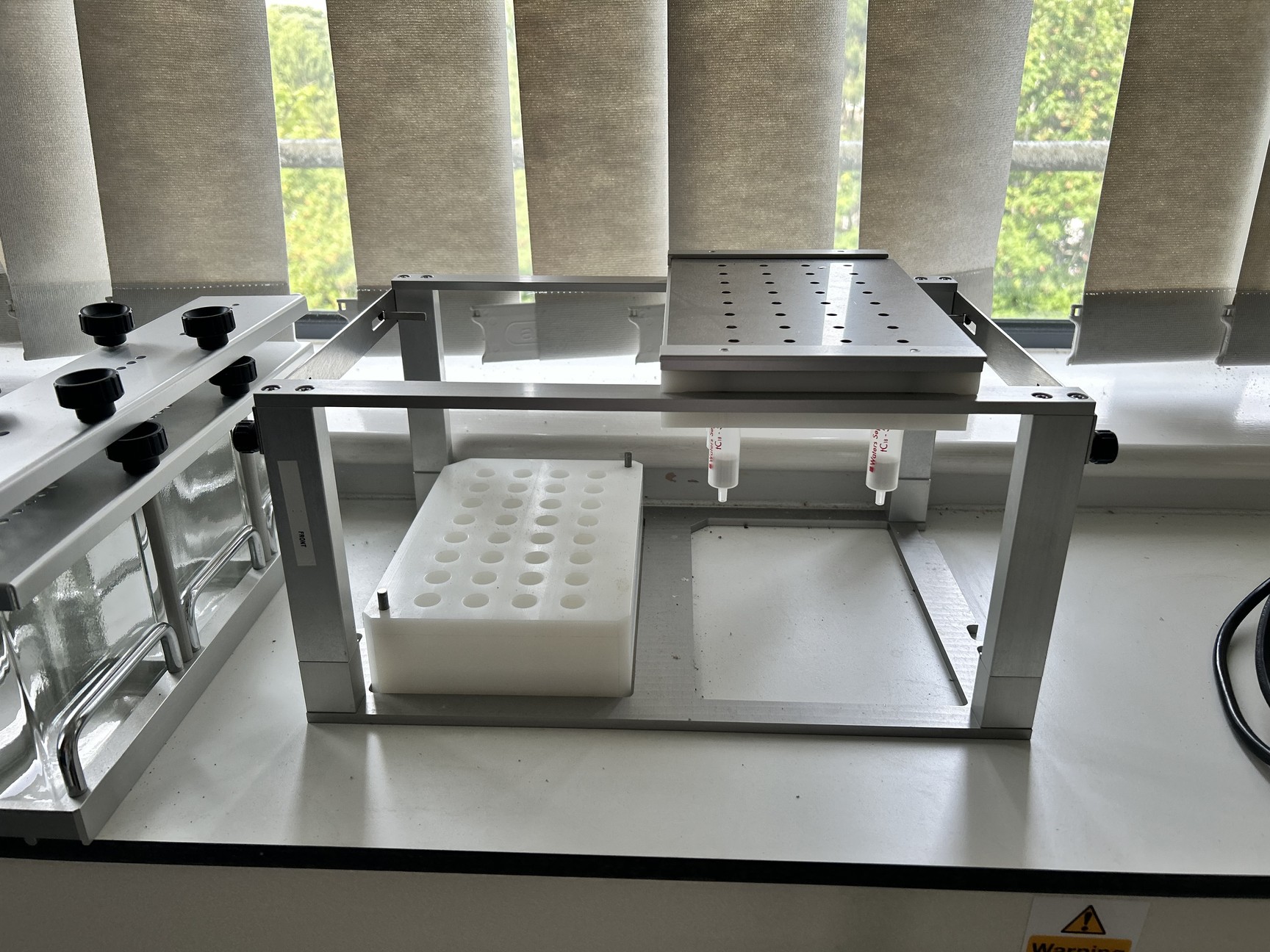 Image of Tecan FREEDOM EVO-2 150 Base Liquid Handling Robot with Fixed Tip System