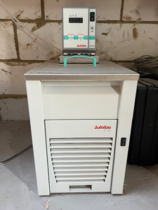 Thumbnail image of NETZSCH HFM 446 Lambda Small Heat Flow Meter System Lab