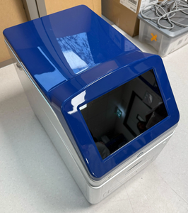 Thumbnail image of Azure Cielo 3 96-Well Real-Time PCR System Lab