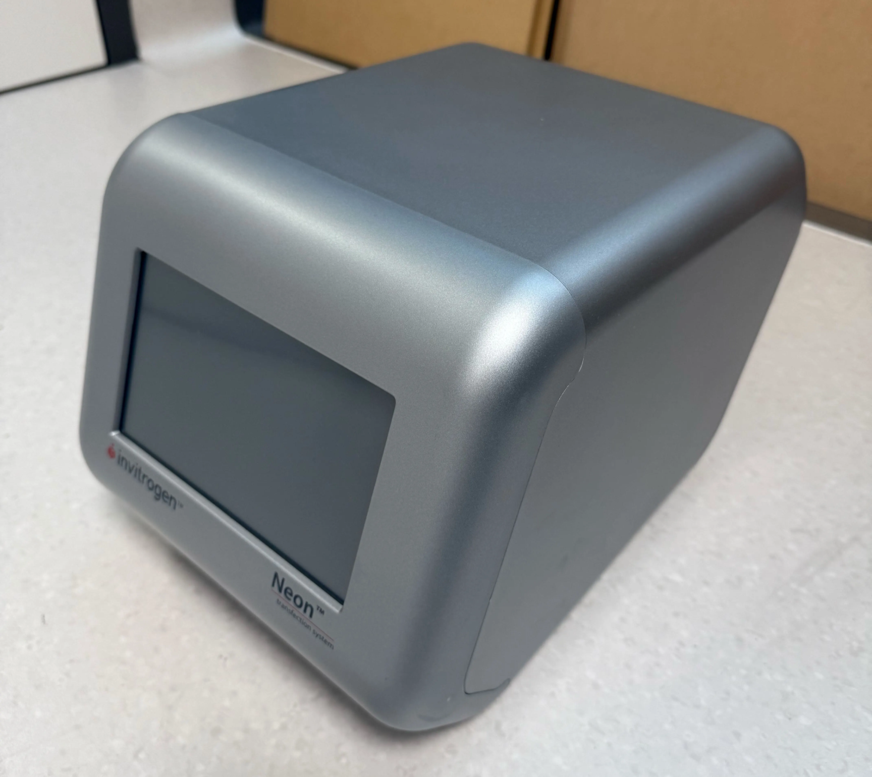 Image of Invitrogen MPK5000 Neon Transfection System Lab