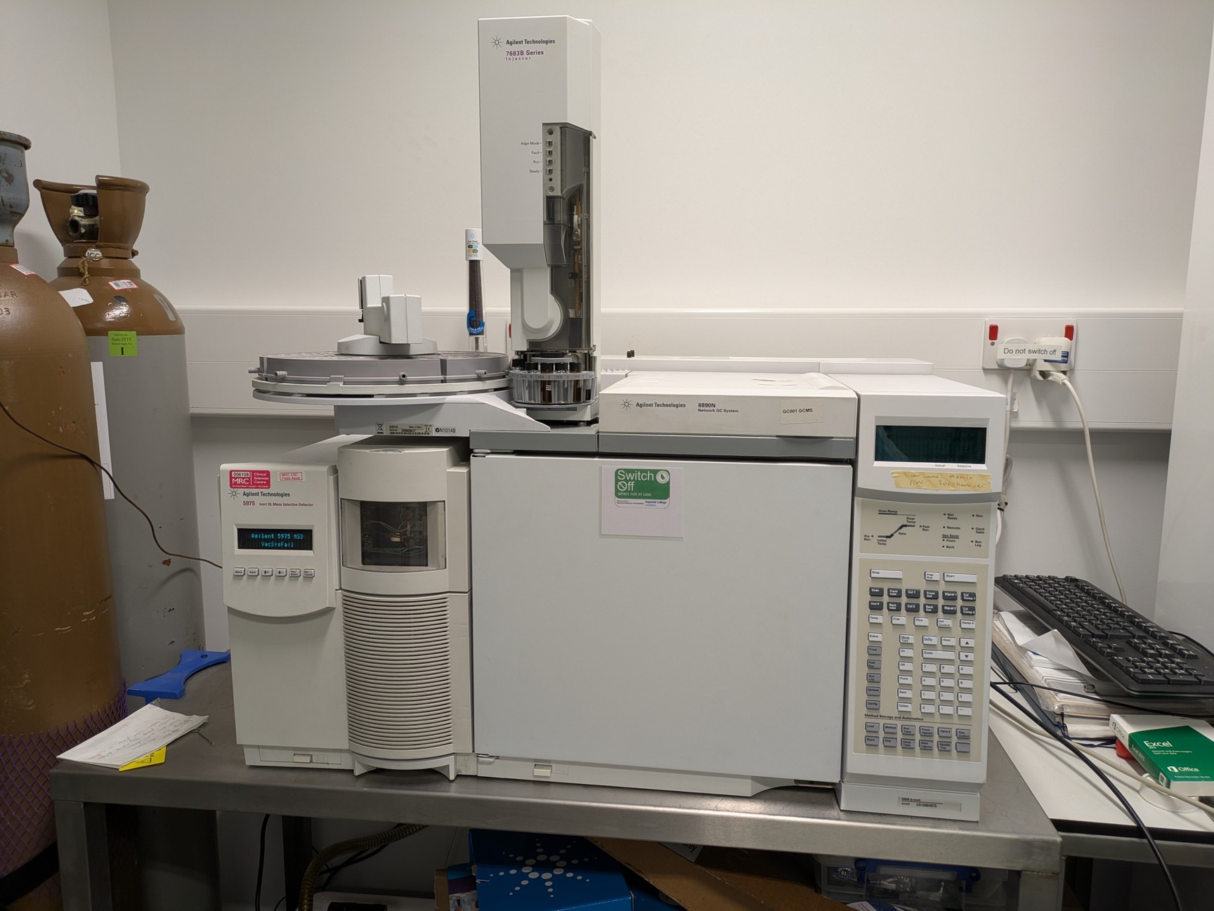 Image of Agilent GC-MS 5975 Gas Chromatography Mass Spectrometry System Lab