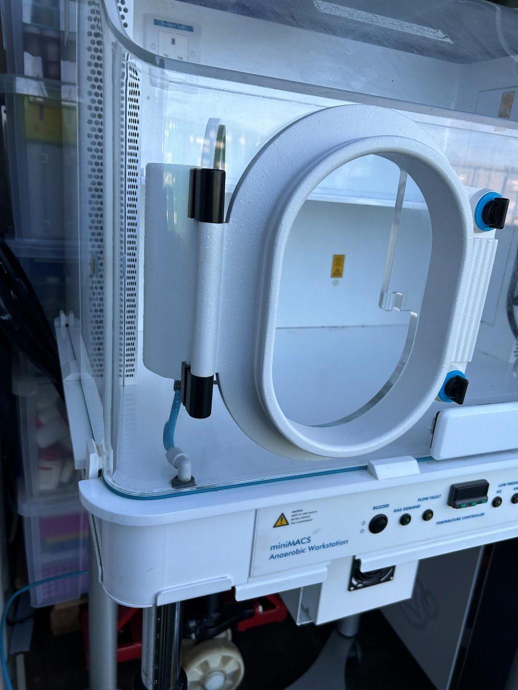 Image of Don Whitley Scientific miniMACS Anaerobic Workstation