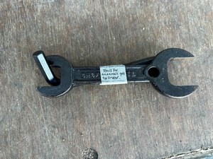 Thumbnail image of Don Whitley Scientific miniMACS Anaerobic Workstation