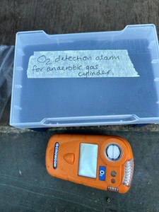 Thumbnail image of Don Whitley Scientific miniMACS Anaerobic Workstation