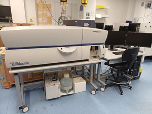 Image of Becton Dickson LSR II Flow Cytometer 5 Laser 18 Channel System Lab